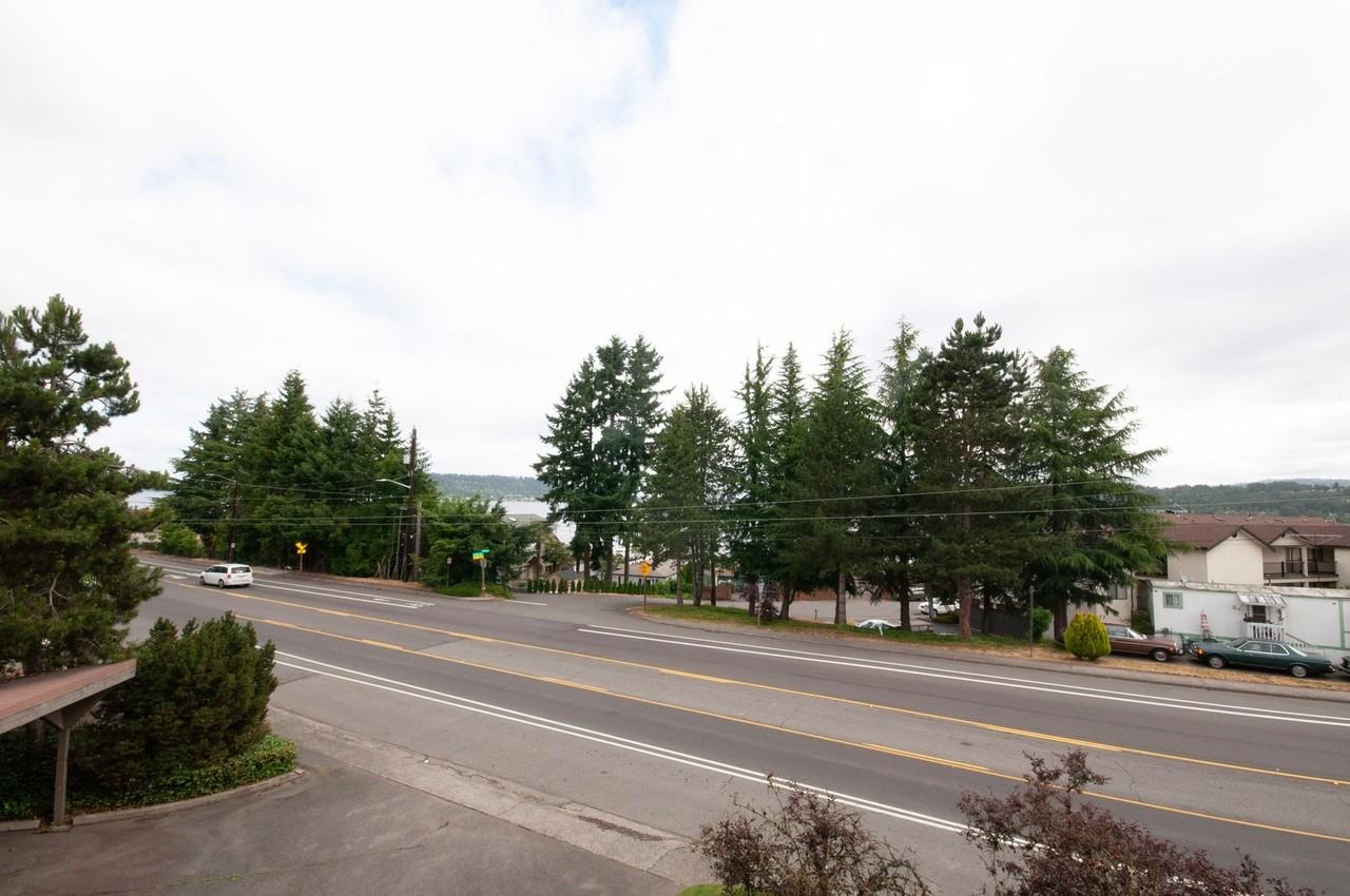 11323 Rainier Ave S (108) - Photo 6 of 9