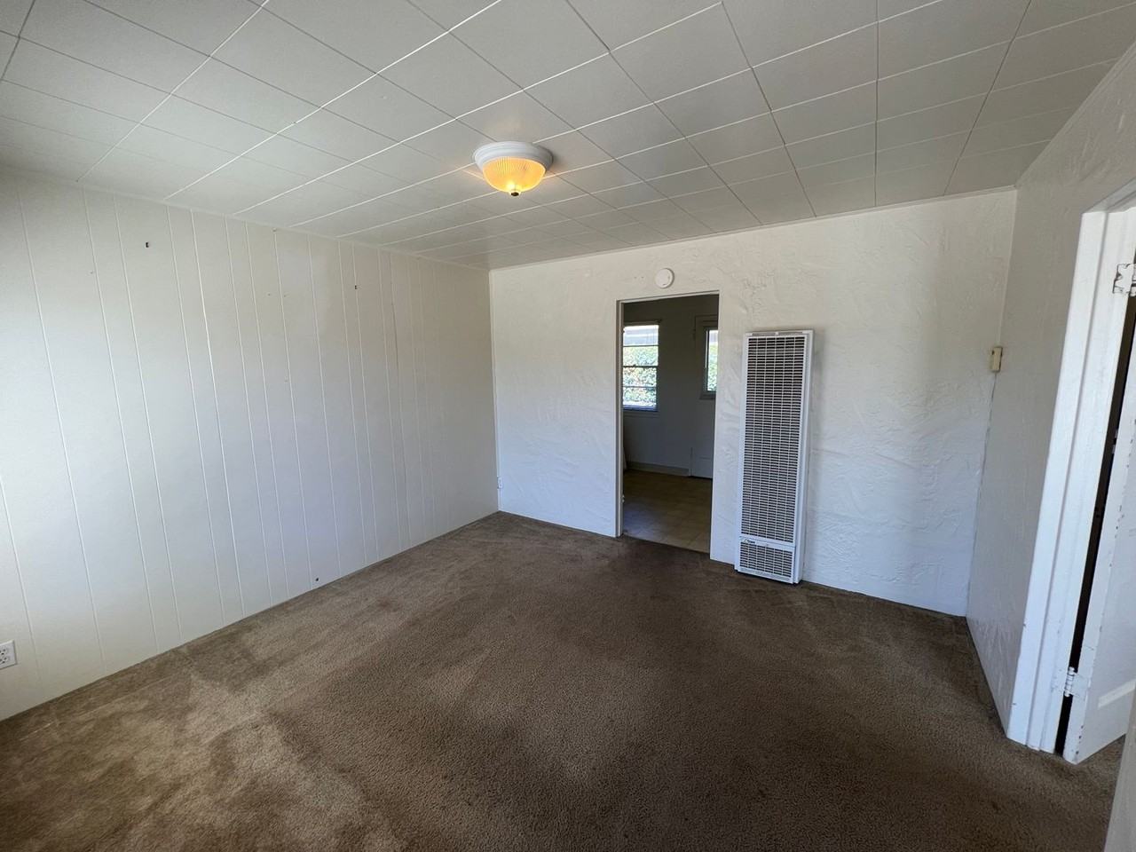 220 Center Street - Photo 3 of 18