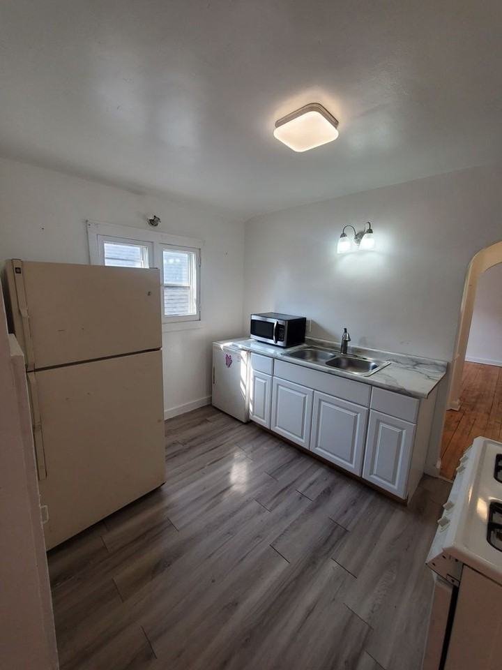 3380 N 36th St. (Duplex) - Photo 3 of 8