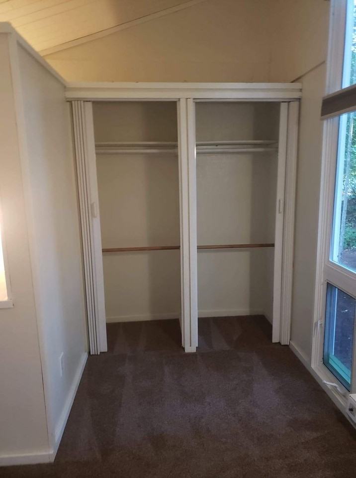 17924 Overlake Ct Se - Photo 5 of 17