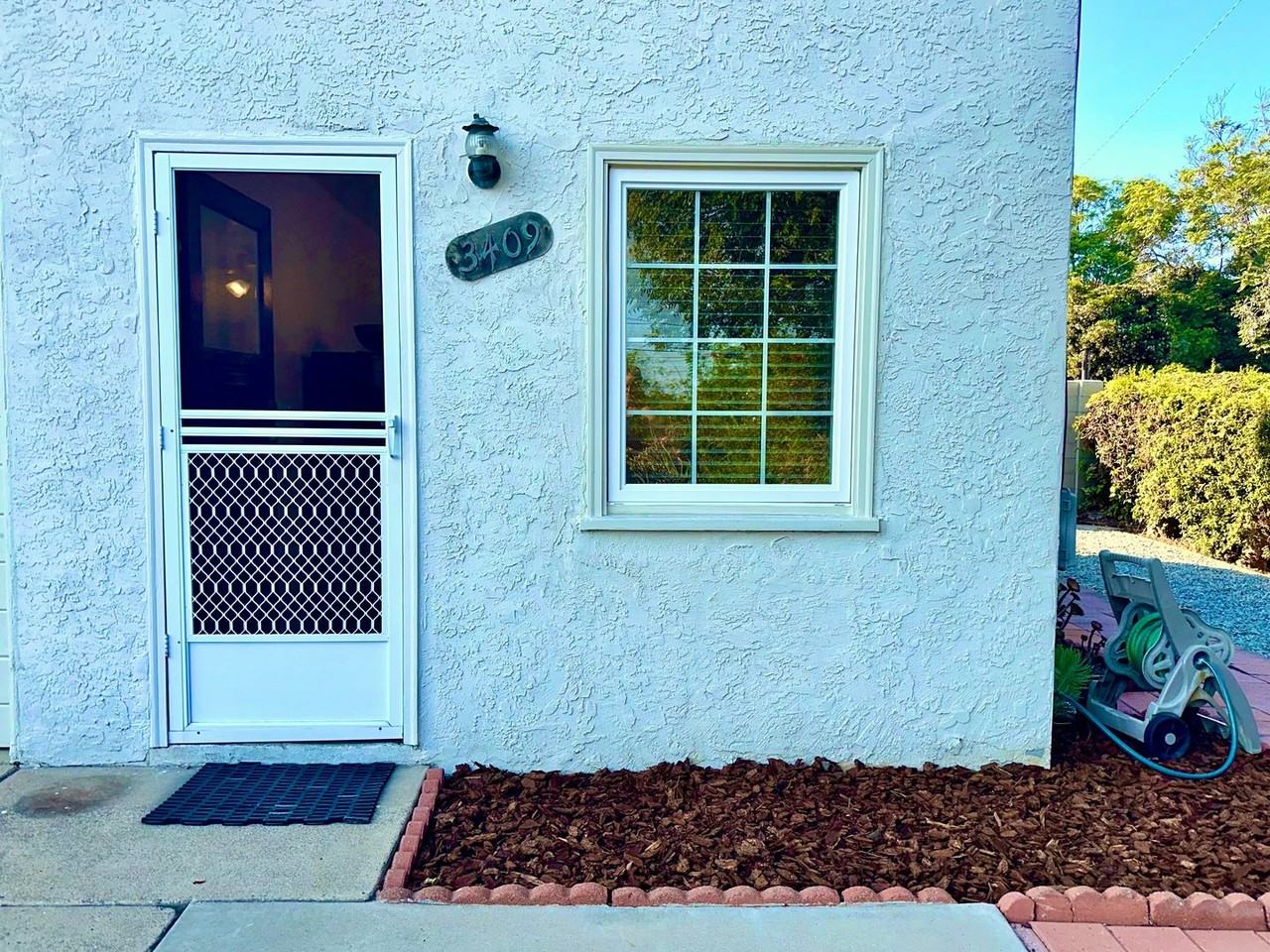 3409 Union St - Photo 4 of 25