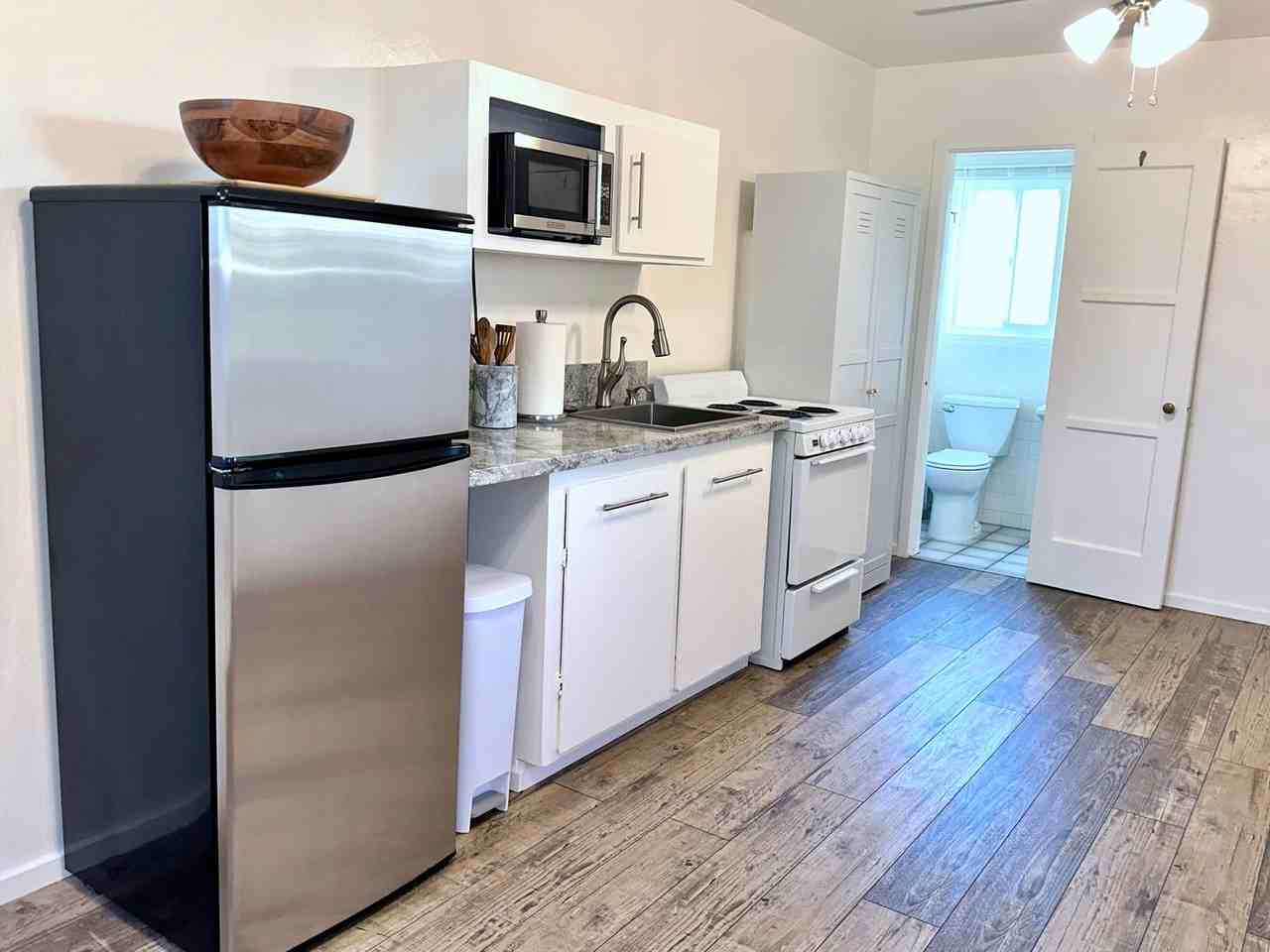 3409 Union St - Photo 7 of 25