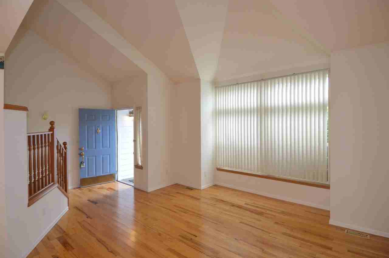 3501 Broadmoor Dr Ne - Photo 3 of 20