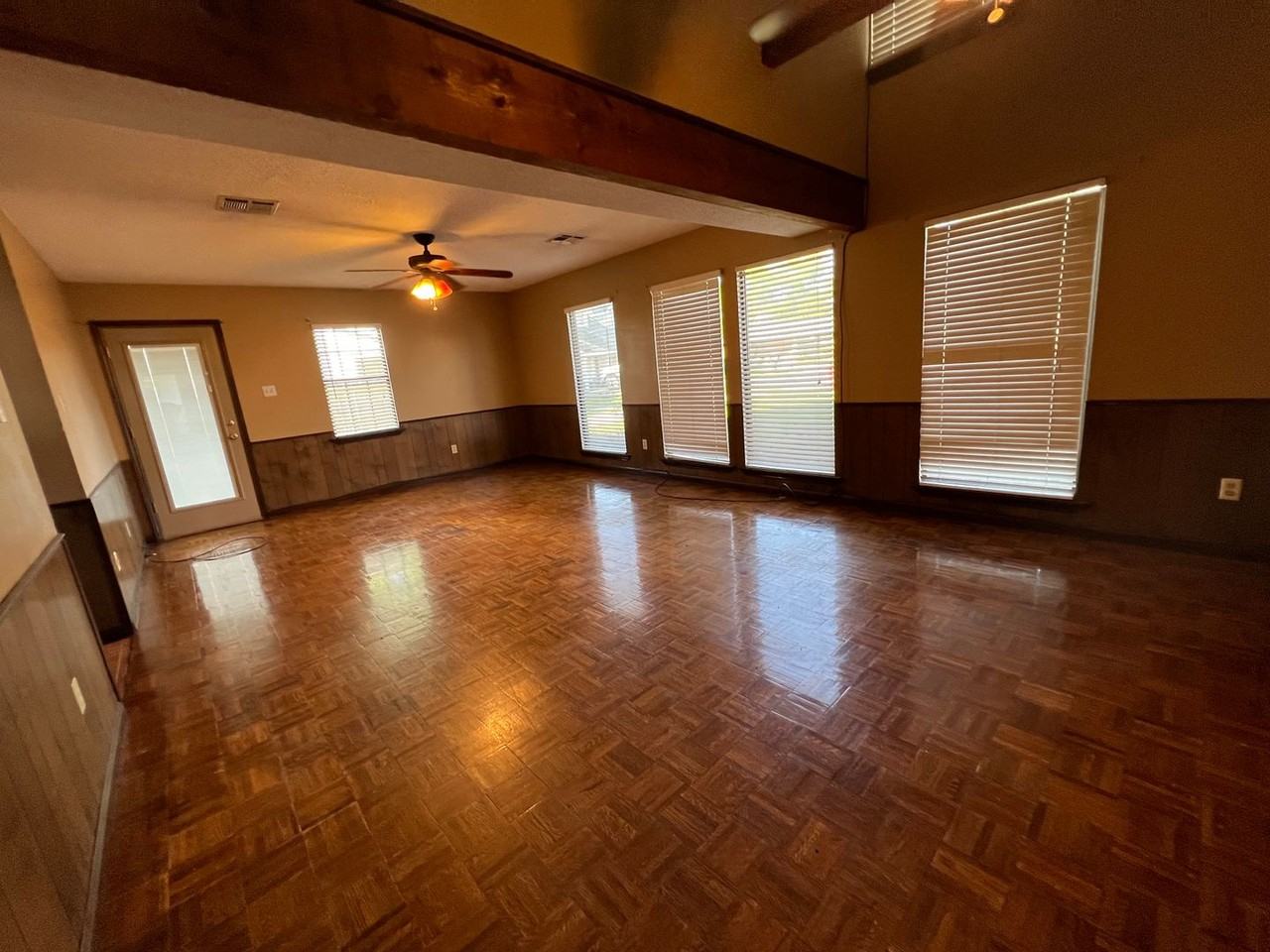 1306 Rue De Cypress - Photo 2 of 15