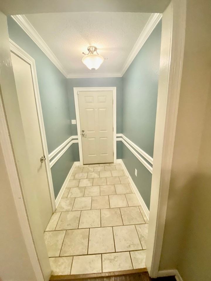 8509 Woodhill Ln - Photo 3 of 35