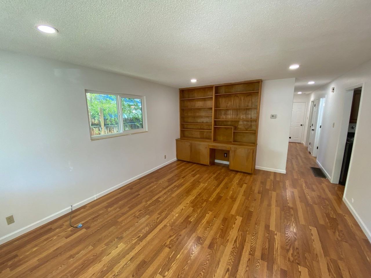 4621 Aster Dr - Photo 2 of 12