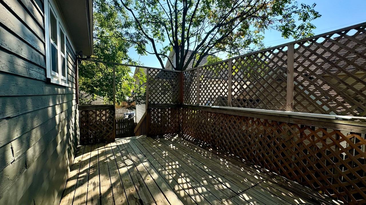 140 Shanahan St Ne - Photo 3 of 13