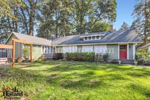 featured image of 3257 Ne Brogden St
