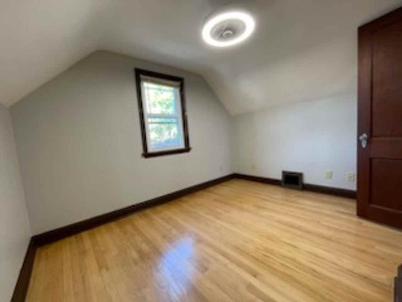 715 S 110th St - Photo 6 of 7