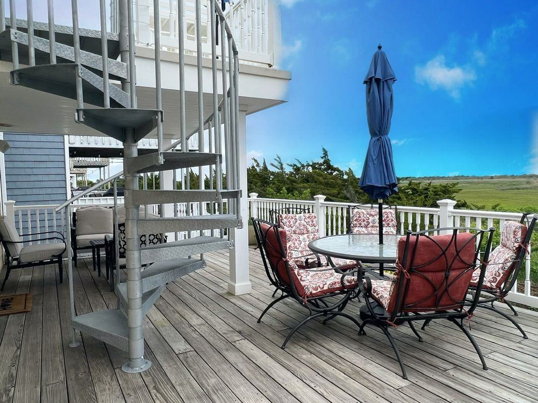 245 24th Ave - Photo 3 of 8