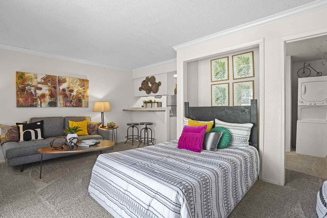 Summerfield Place Apts. - Photo 7 of 14