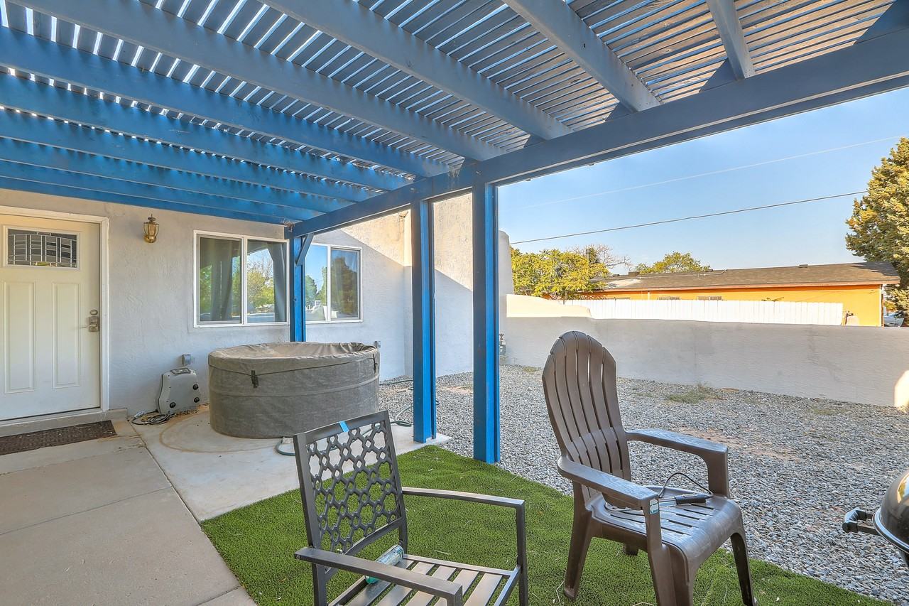 5605 Drake Ave Nw #NA - Photo 2 of 23