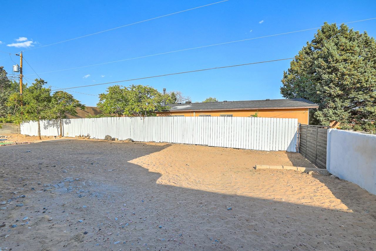 5605 Drake Ave Nw #NA - Photo 3 of 23