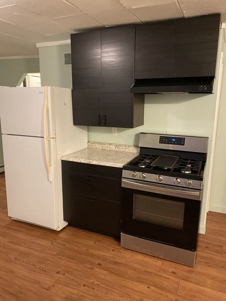 105 Brooklyn St #FL2 - Photo 4 of 18