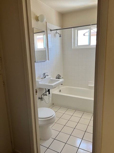 249 Pamela Ave #7 - Photo 3 of 6