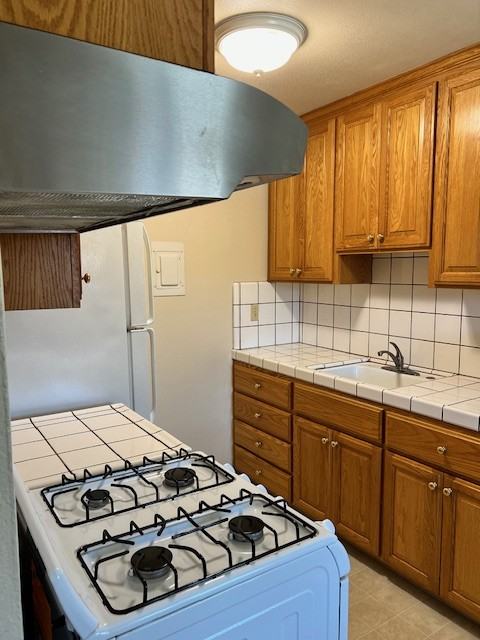 249 Pamela Ave #7 - Photo 4 of 6