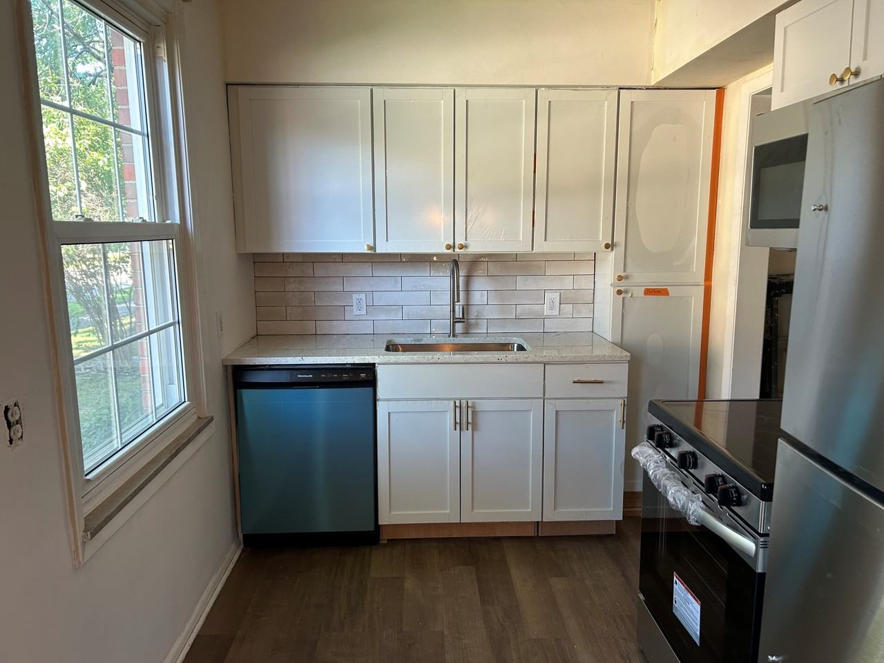 3255 Warrensville Center Rd #102 - Photo 2 of 17