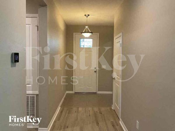 14291 Seranoa Dr - Photo 2 of 11