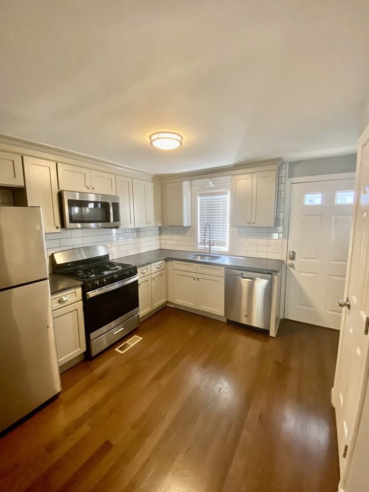 41 Dale Ave #NA - Photo 2 of 16