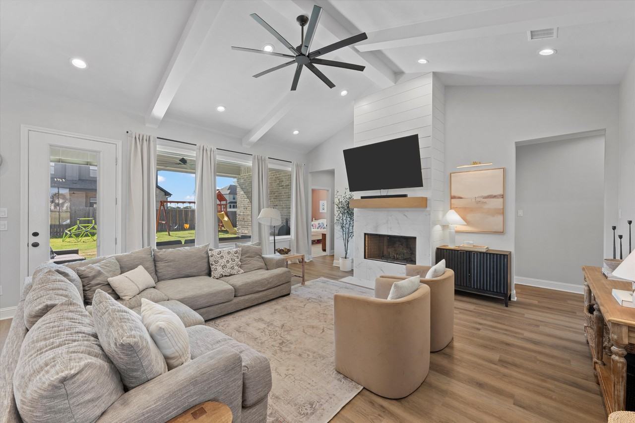 2108 Palafox Dr #NA - Photo 3 of 19