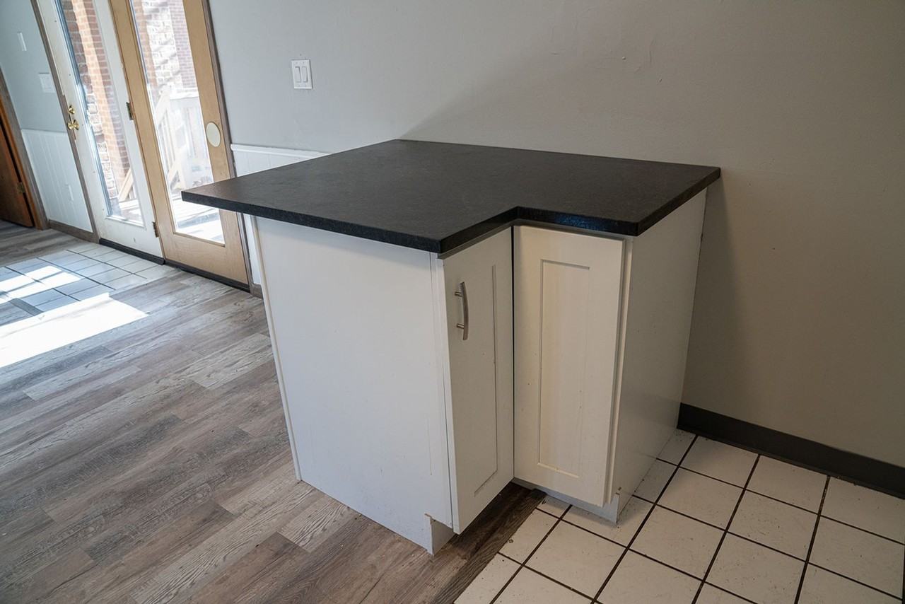 (27) 195 E. 16th Avenue - Photo 6 of 38