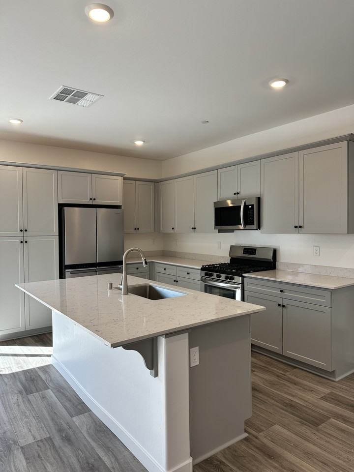 3409 Mulberry Grove Way #NA - Photo 5 of 16