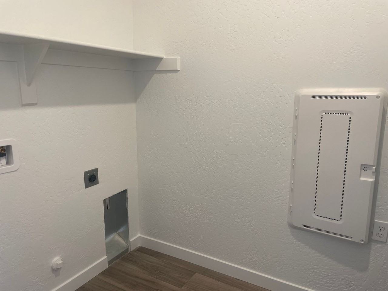 2780 N Jason Ave - Photo 6 of 7