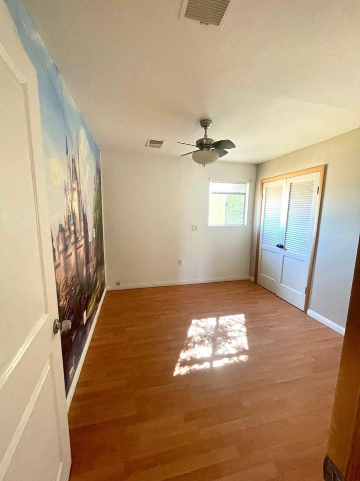 6535 Bullion Ave - Photo 7 of 11