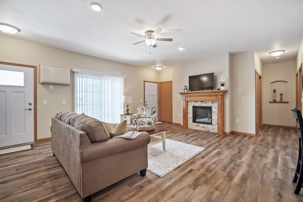 Aspen Park Apartments - Photo 2 of 4