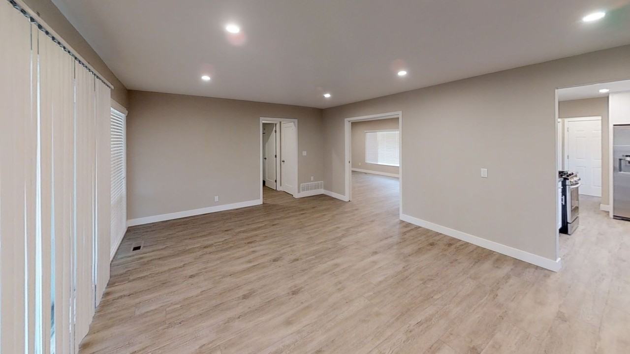 6253 Adobe Drive - Photo 6 of 21