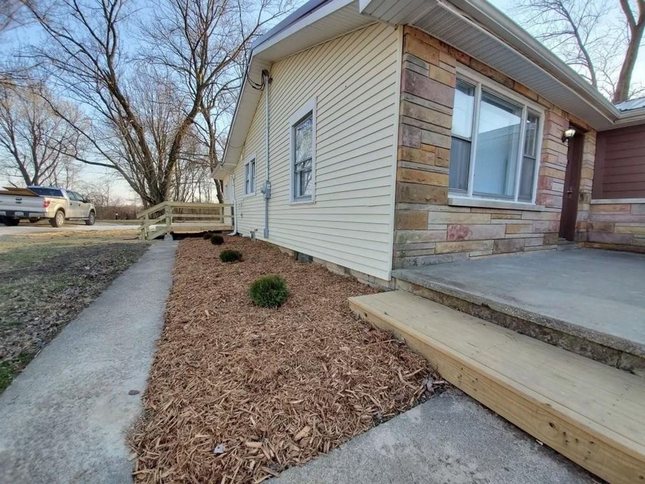 7211 West Airport Road - Photo 2 of 14