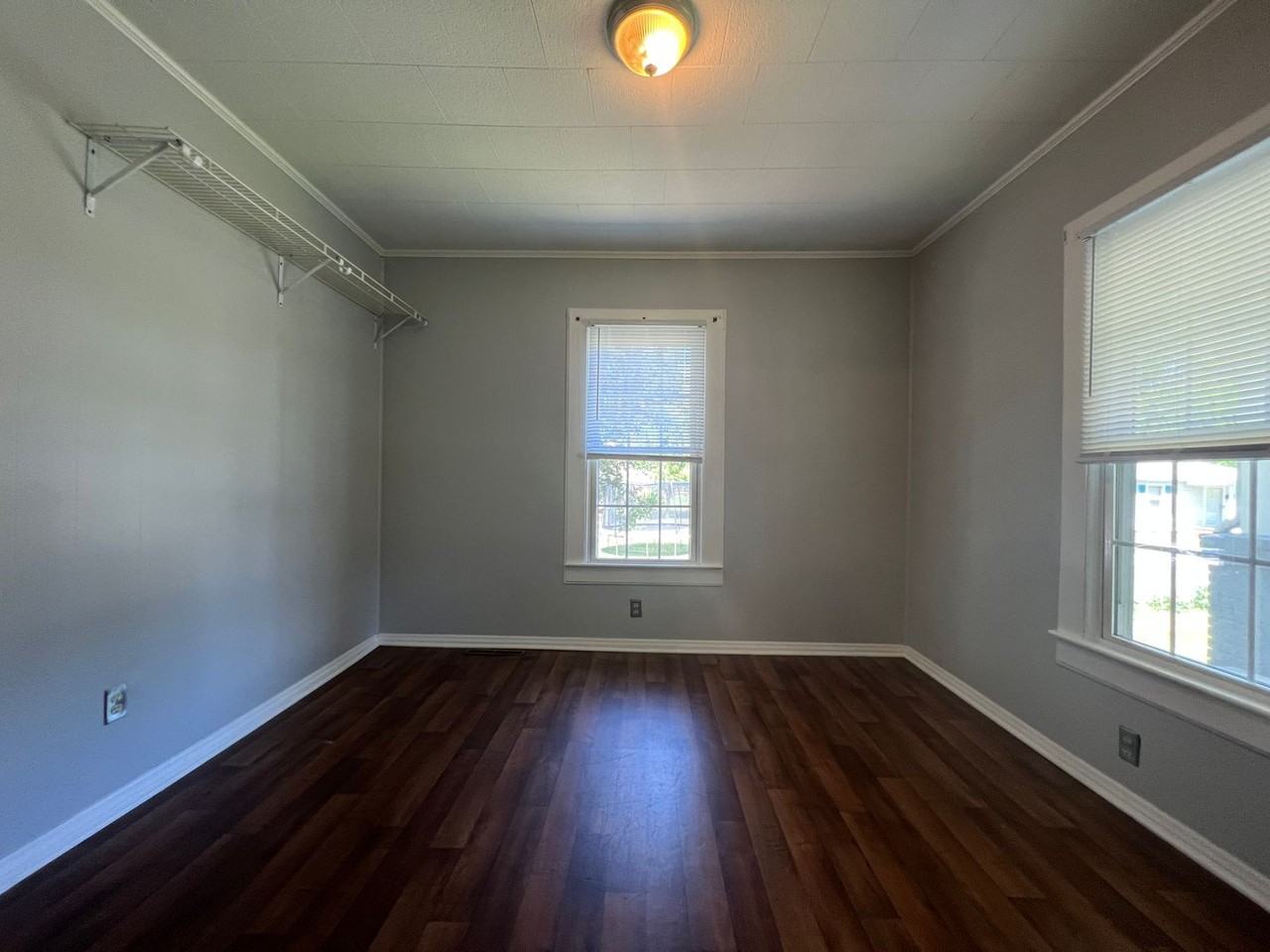 363 Pine St - Photo 5 of 10