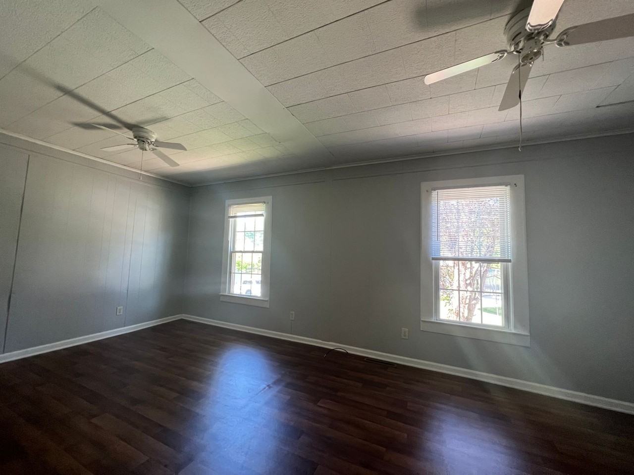 363 Pine St - Photo 7 of 10