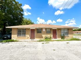 703 West Summit Ave - Photo 1 of 1