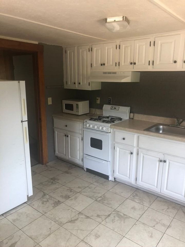 133 State Rd - Photo 2 of 18