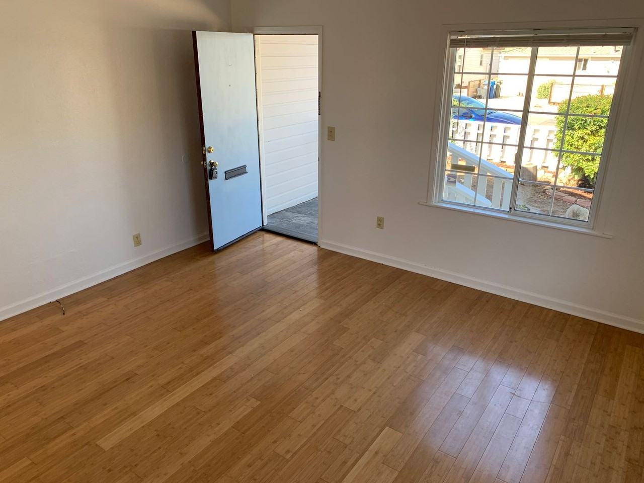 698 Hamilton Ave - Photo 3 of 18