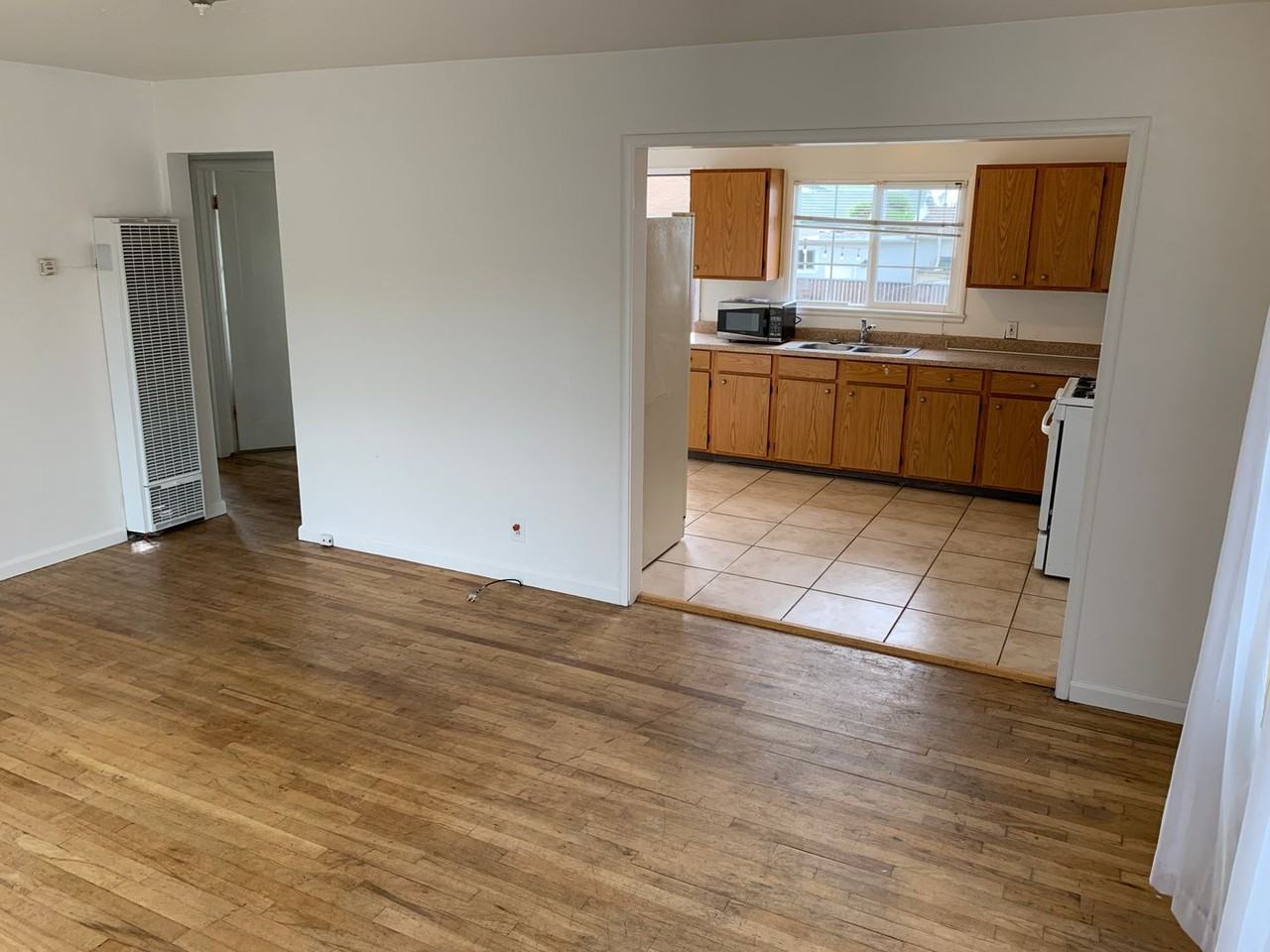 1609 Lowell St - Photo 3 of 16