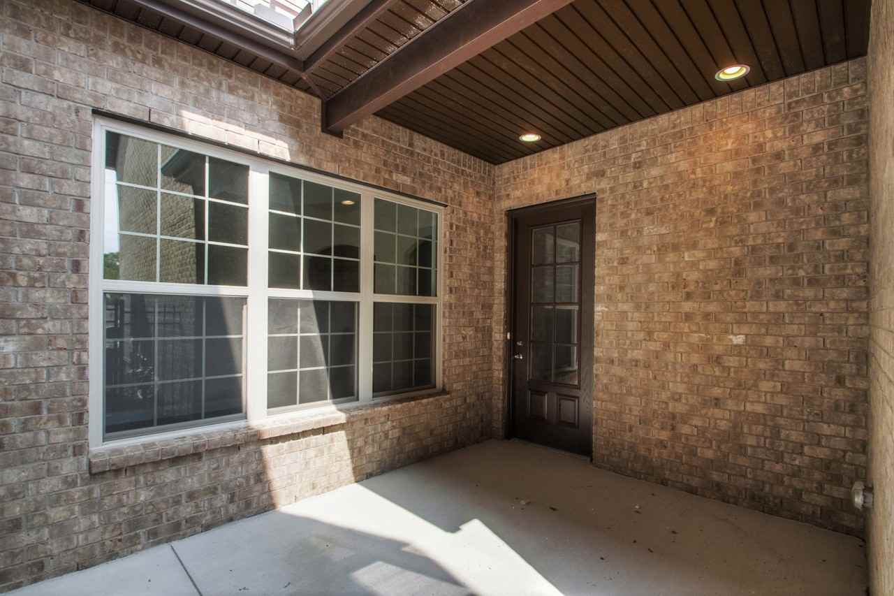 923 Scouting Dr - Photo 2 of 39
