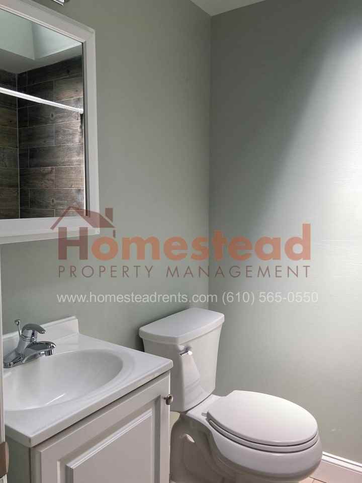 163 Ervin Ave - Photo 6 of 20