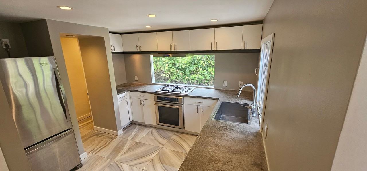 26179 W 13 Mile Rd - Photo 5 of 22