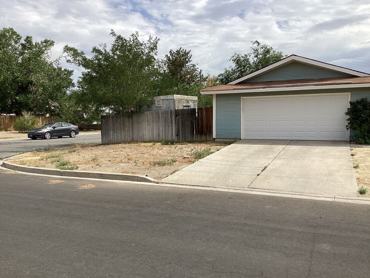 535 Willow Way - Photo 2 of 15