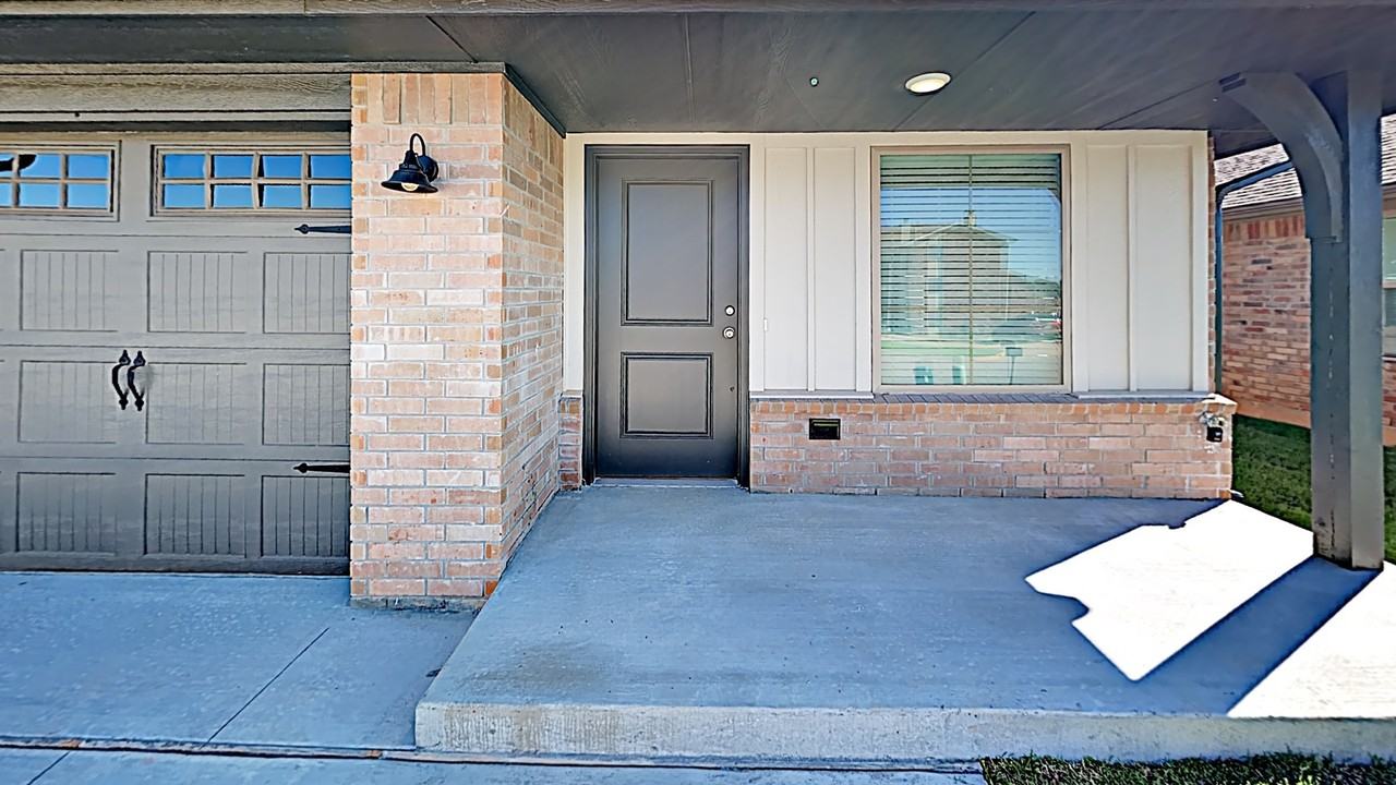 427 Summit Ridge Drive - Photo 2 of 20