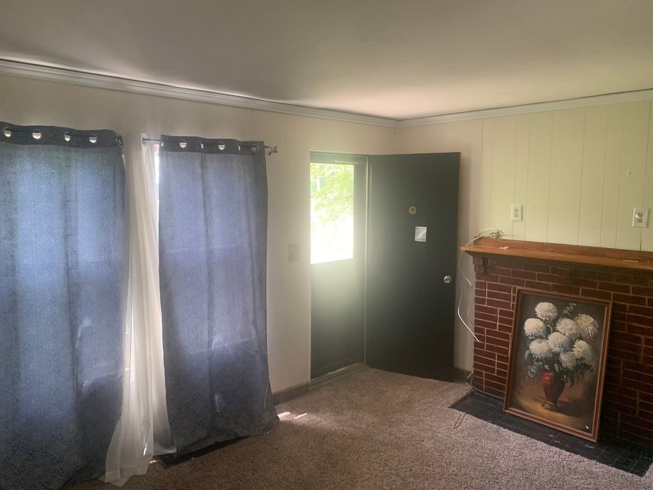 629 E Marietta Ave - Photo 2 of 13