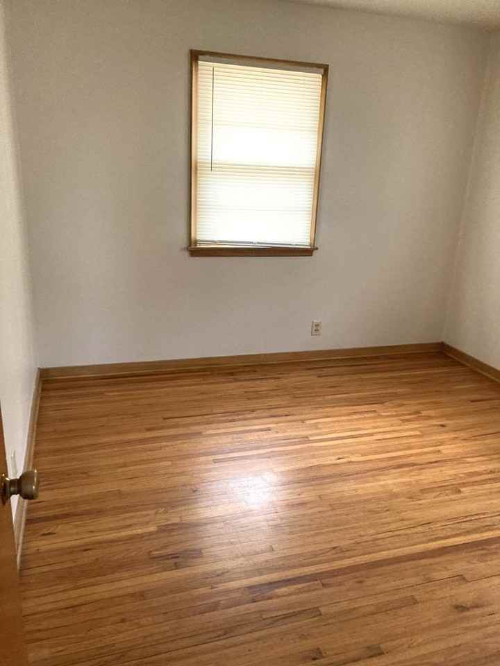 6420 Knox St - Photo 3 of 9
