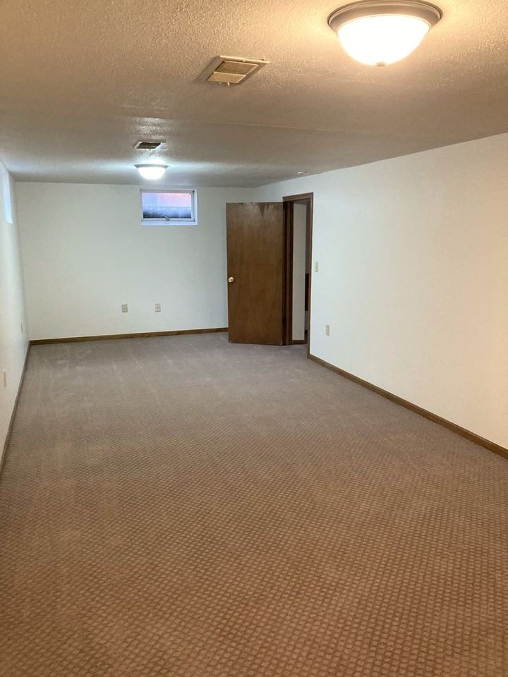 6420 Knox St - Photo 6 of 9