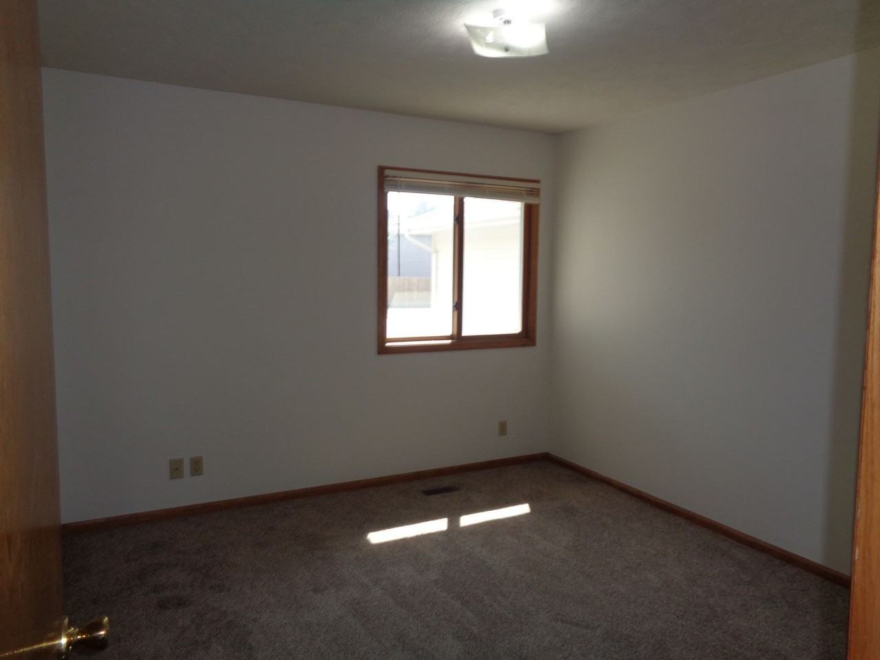 1230 W Washington St - Photo 4 of 13