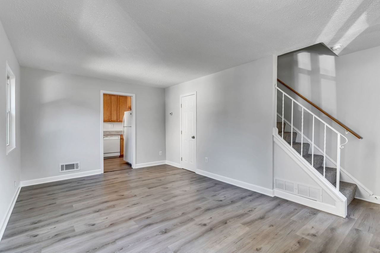 5809 Fifer Dr - Photo 2 of 21