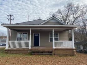 705 Knox Ave - Photo 1 of 1