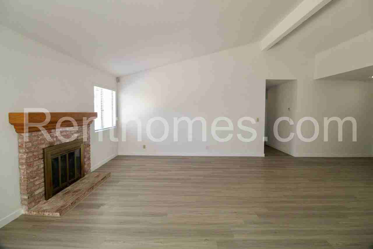 2723 Malibu Pl - Photo 5 of 23