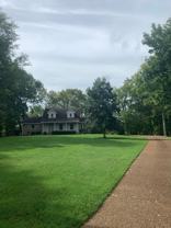 305 Dogwood Ct - Photo 1 of 1